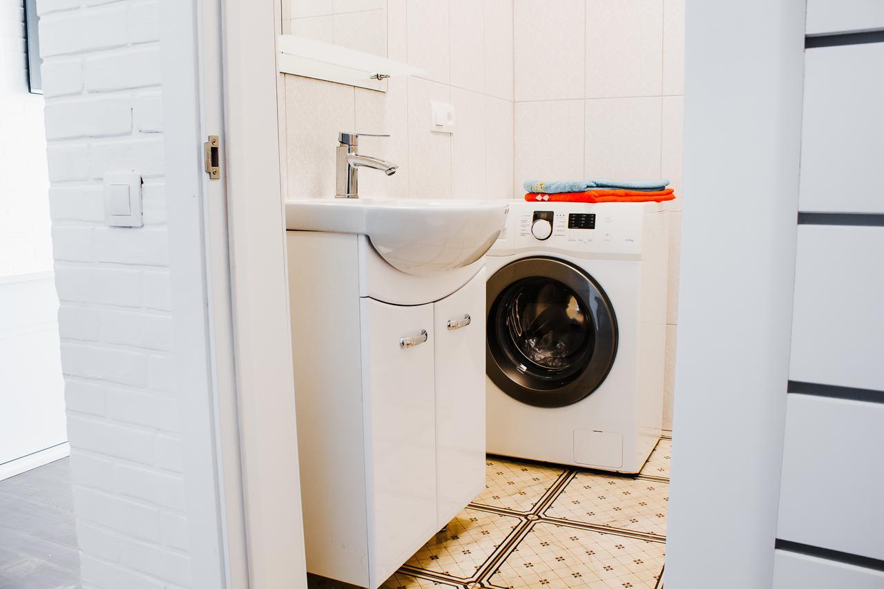 Vladimirskie Apartamenty In Center Of Brest Luaran gambar