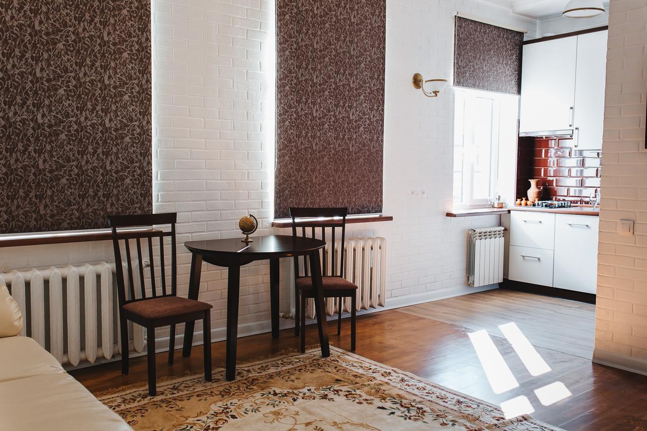 Vladimirskie Apartamenty In Center Of Brest Luaran gambar