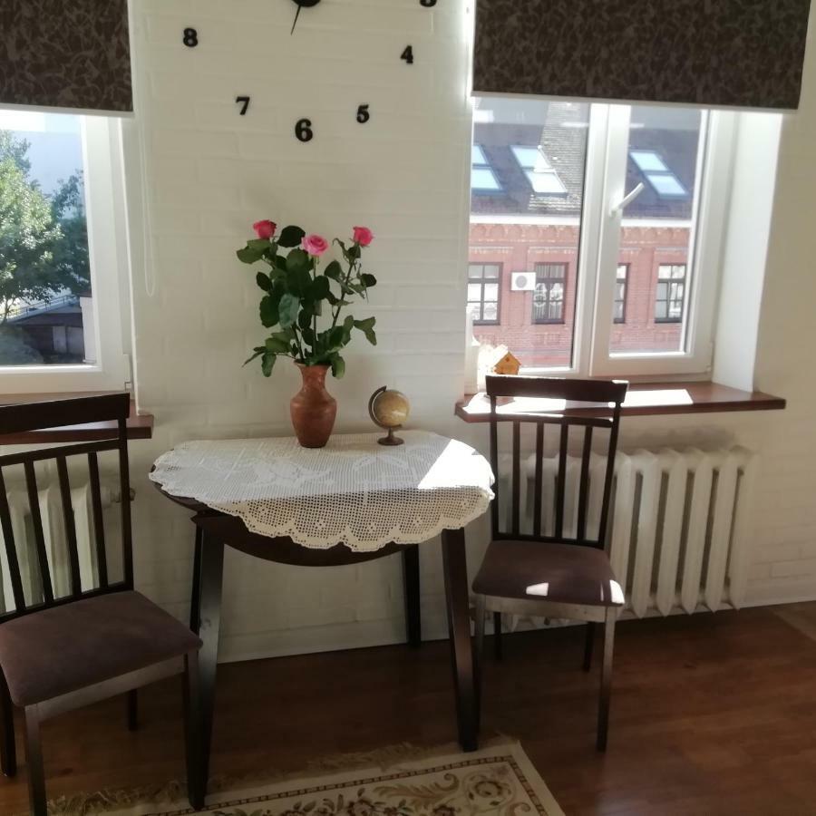 Vladimirskie Apartamenty In Center Of Brest Luaran gambar